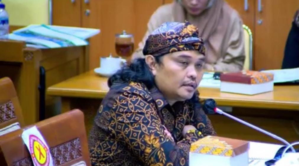 Vaksinasi Berbayar Terkesan Pemerintah Panik